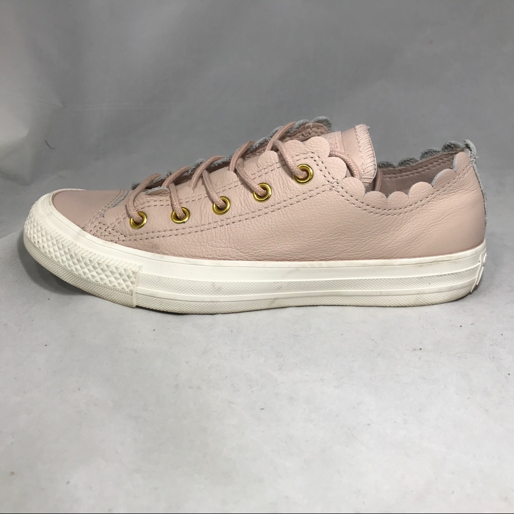 Women’s Chuck Taylor AllStar Low Top Frilly Thrill